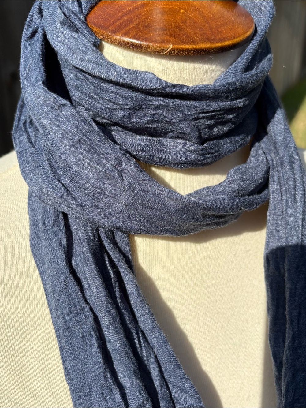 Muji Navy Blue Lightweight Crinkled Scarf - Picture 2 of 2